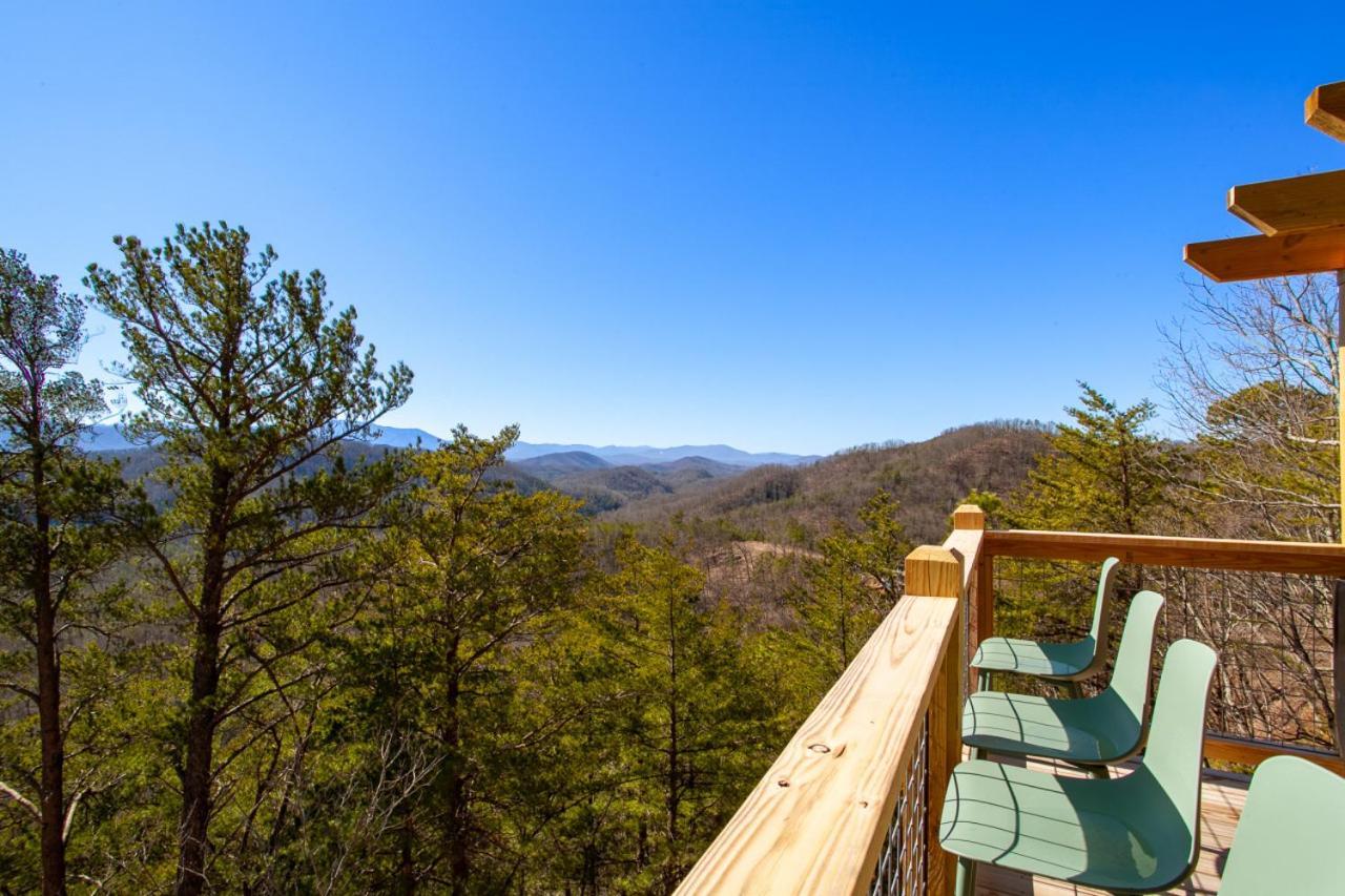 3 Pines Lodges Luxury Mountain View Hot Tub 세비어빌 외부 사진