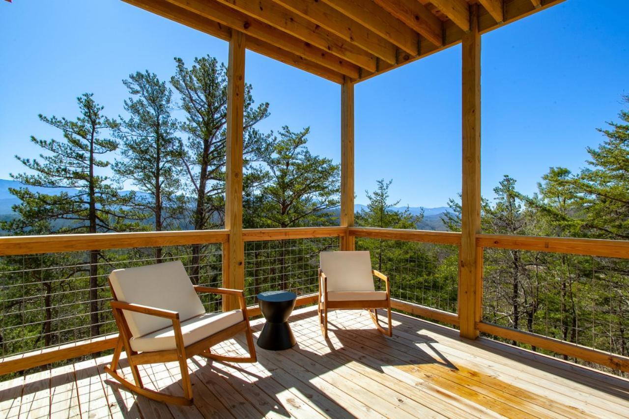 3 Pines Lodges Luxury Mountain View Hot Tub 세비어빌 외부 사진